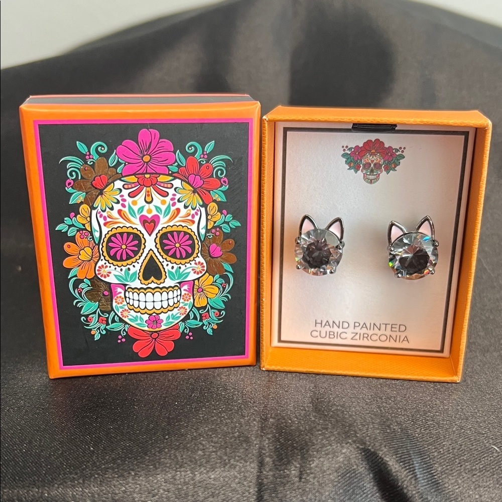 True To Form | Cat Earrings
